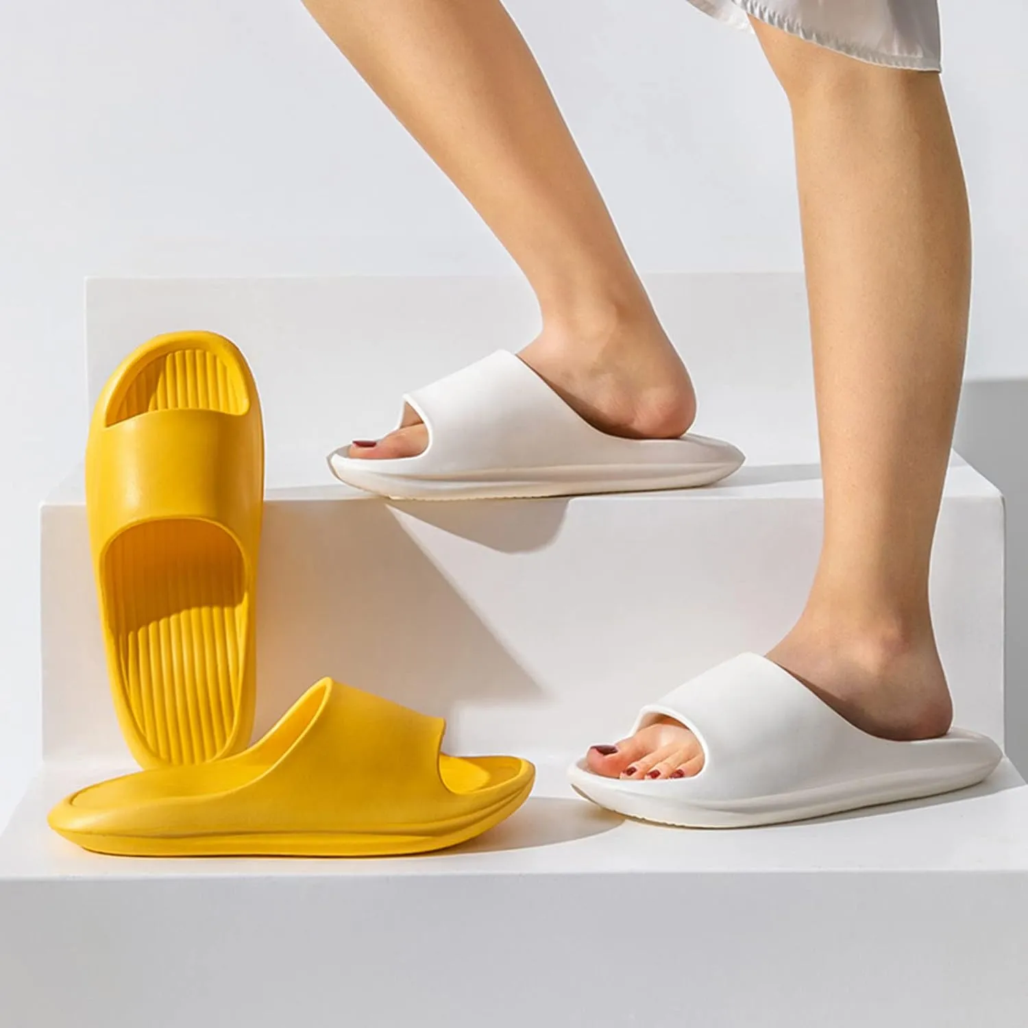 Bathroom Slippers Men Shower Shoes Women Mens Slides Womens Slides Gym Drainage Hole Lightweight Slippers