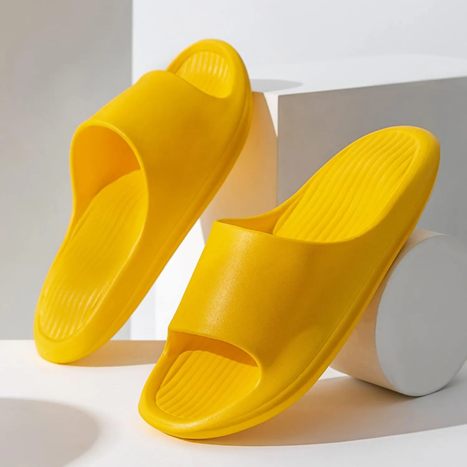 Bathroom Slippers Men Shower Shoes Women Mens Slides Womens Slides Gym Drainage Hole Lightweight Slippers