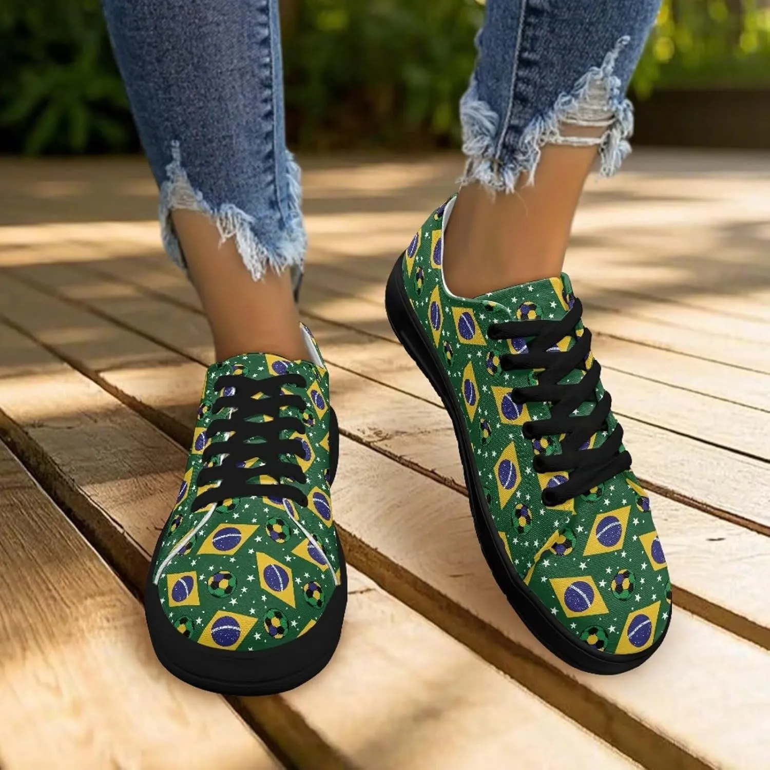 Canvas Shoes for Women Classic Fashion Sneakers Lace Up Low Top Casual Lightweight Breathable Sneakers Wide Toe Shoes