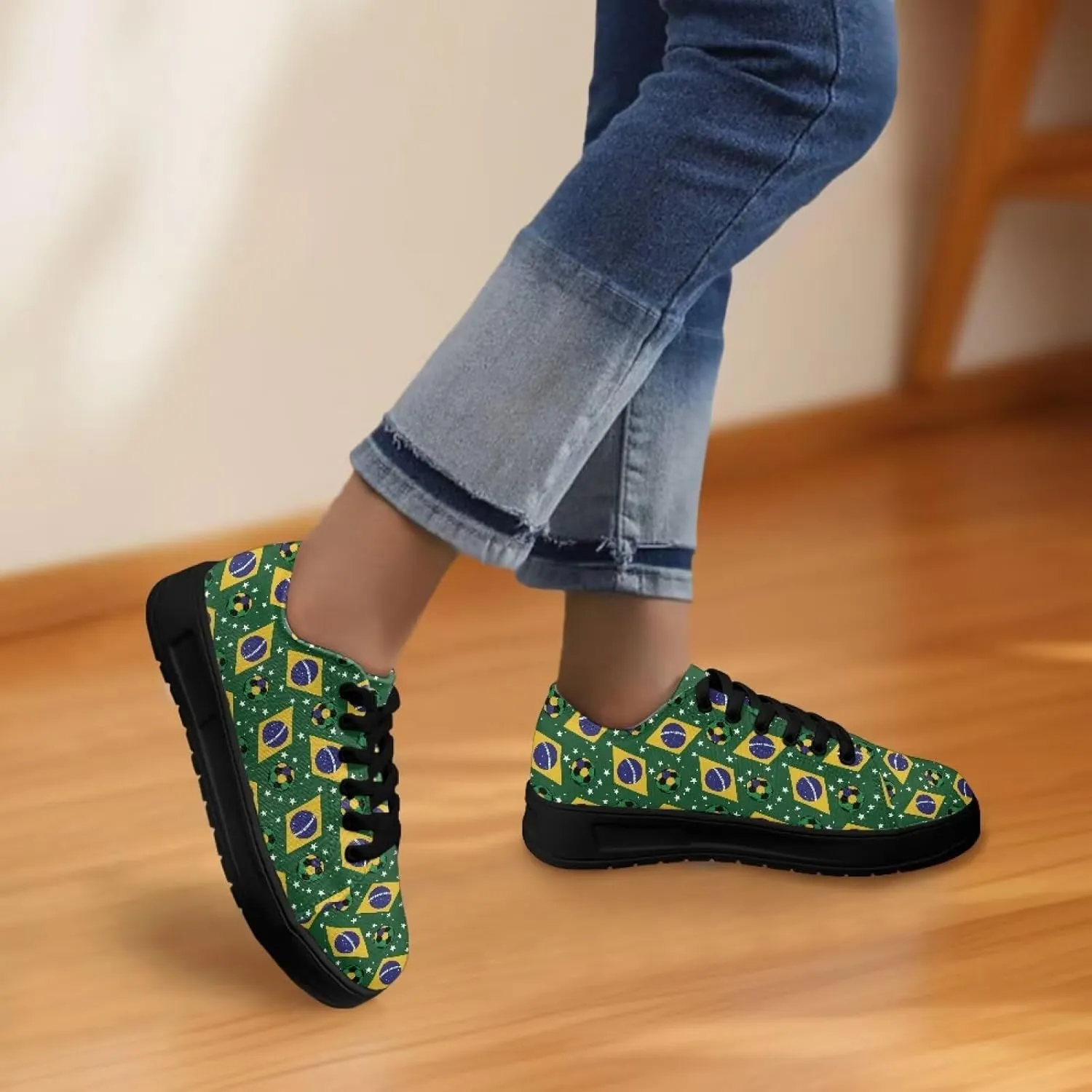 Canvas Shoes for Women Classic Fashion Sneakers Lace Up Low Top Casual Lightweight Breathable Sneakers Wide Toe Shoes