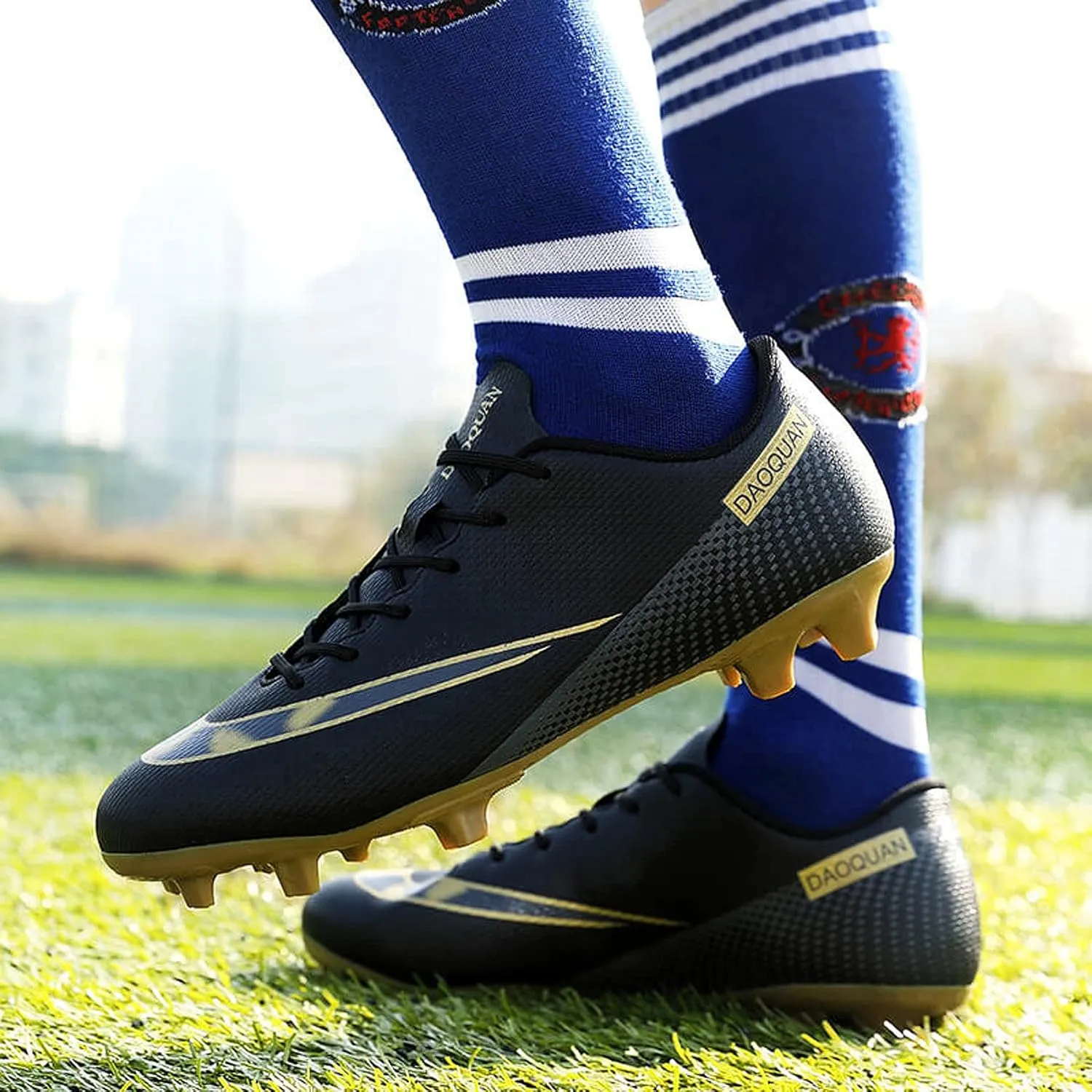 CERYTHRINA Kids Athletic Soccer Shoes Boys Girls Professional Football Shoes Mens Youth Comfortable and Breathable Football Cleats Training Sneakers