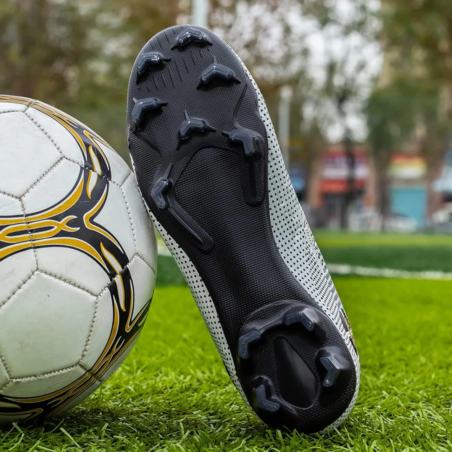 CERYTHRINA Kids Athletic Soccer Shoes Boys Girls Professional Football Shoes Mens Youth Comfortable and Breathable Football Cleats Training Sneakers