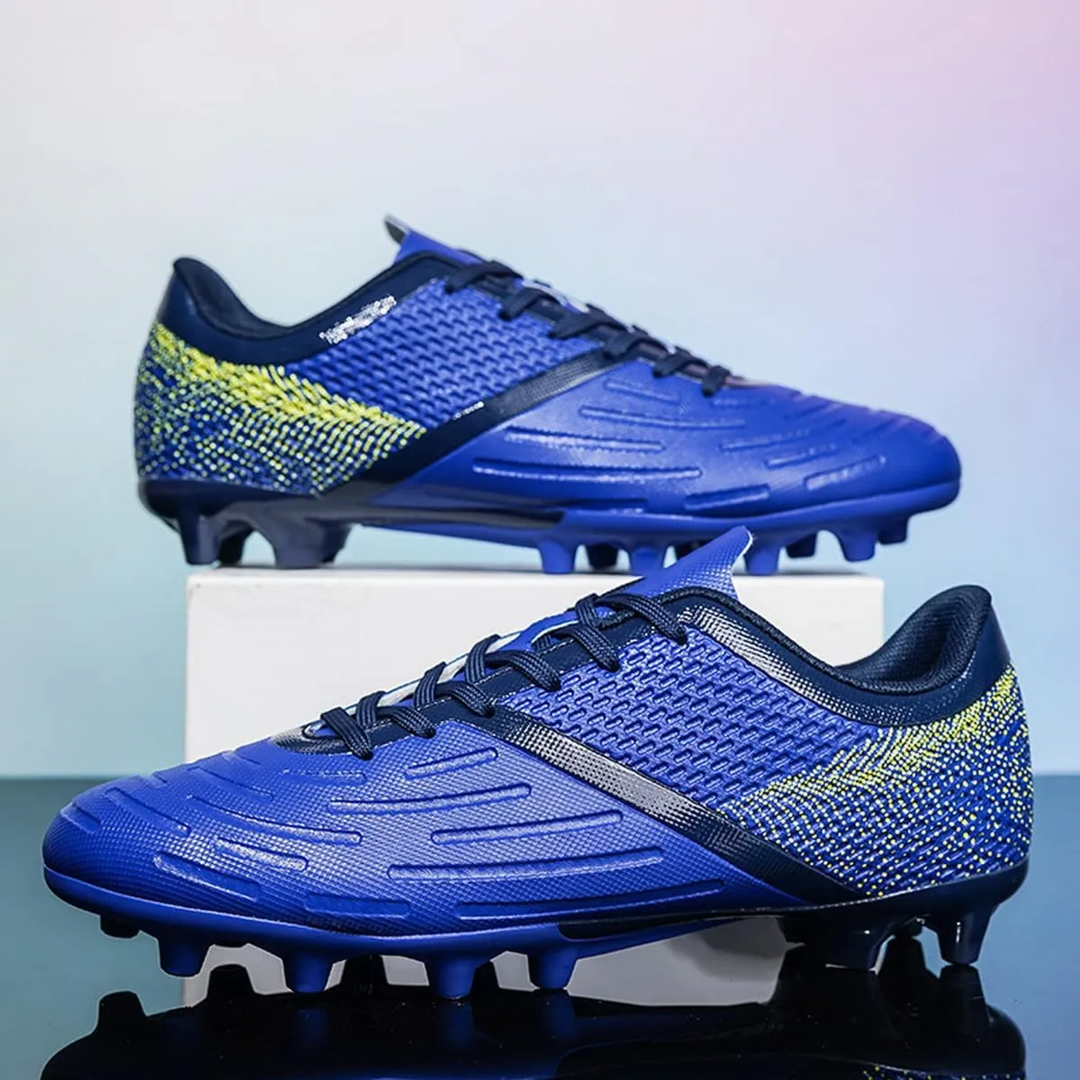 DHOVOR Big Boys Soccer Cleats Football Shoes for Kids Football Cleats Professional Athletic Training Soccer Shoes