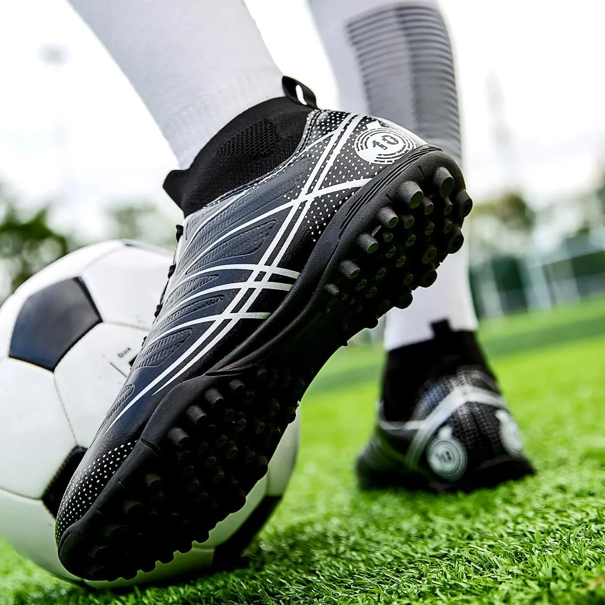Men??s Soccer Shoes Cleats Football Boots Professional Training Outdoor Indoor Sneaker High-Top Spike Breathable Athletic