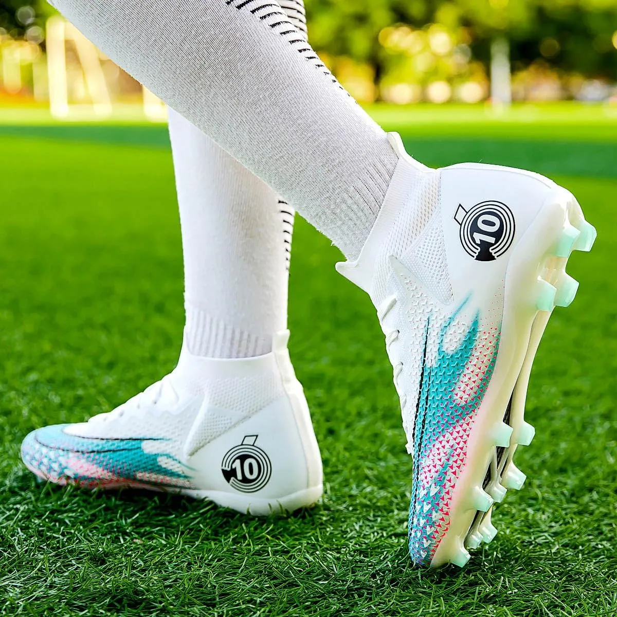 Men's Soccer Shoes High-Top Soccer Cleats Outdoor Breathable Athletic Professional Spikes Youth Boys Football Shoes