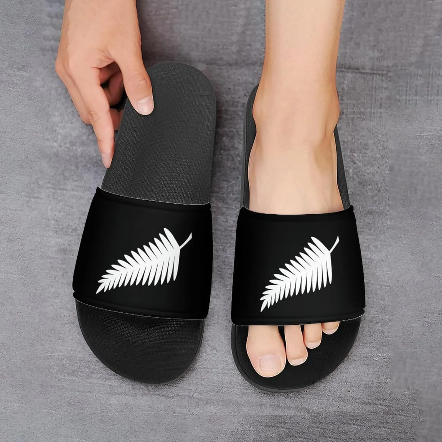 New Zealand Maori Fern House Slippers for Women Men Shower Slides Bathroom Sandals