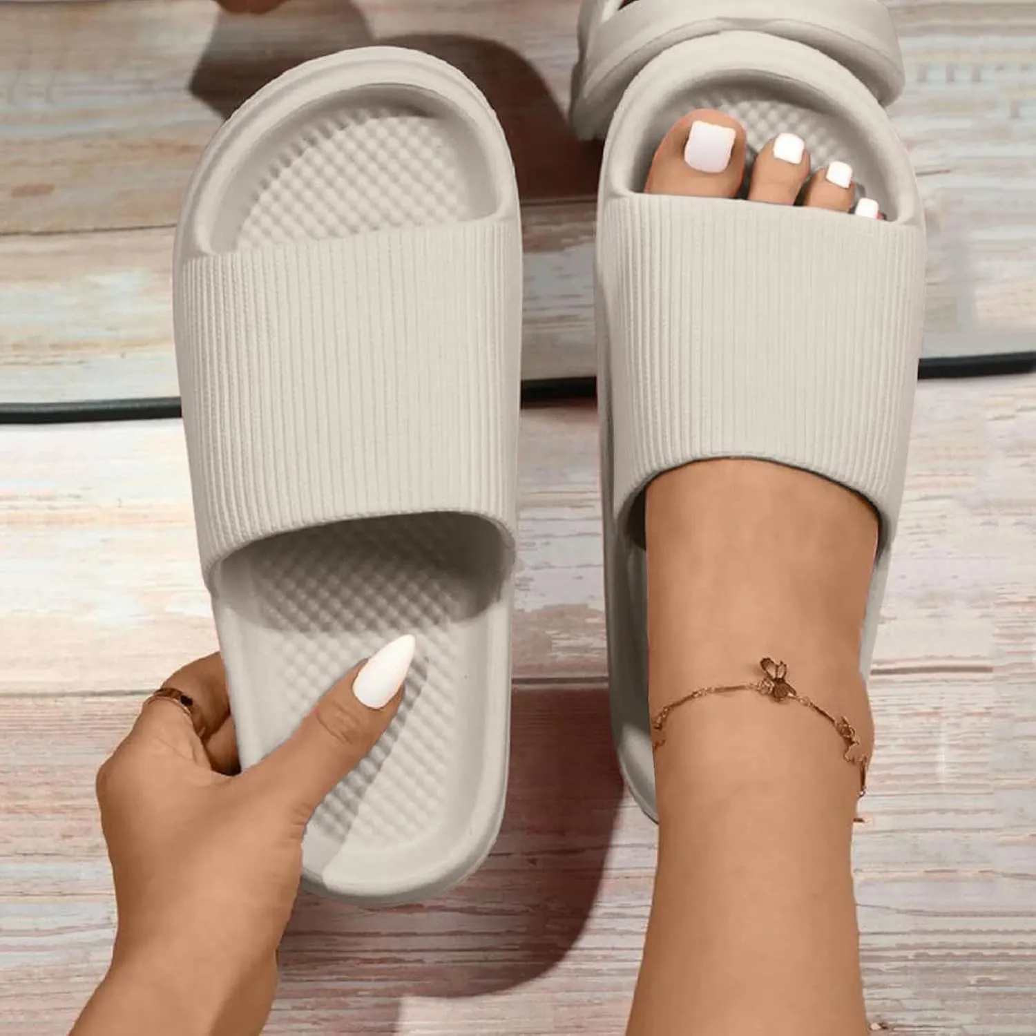 Summer Slipper for Men and Women Indoor Plus Size Slides Bathroom Sandals Fashion Slide Women Thong Slippers