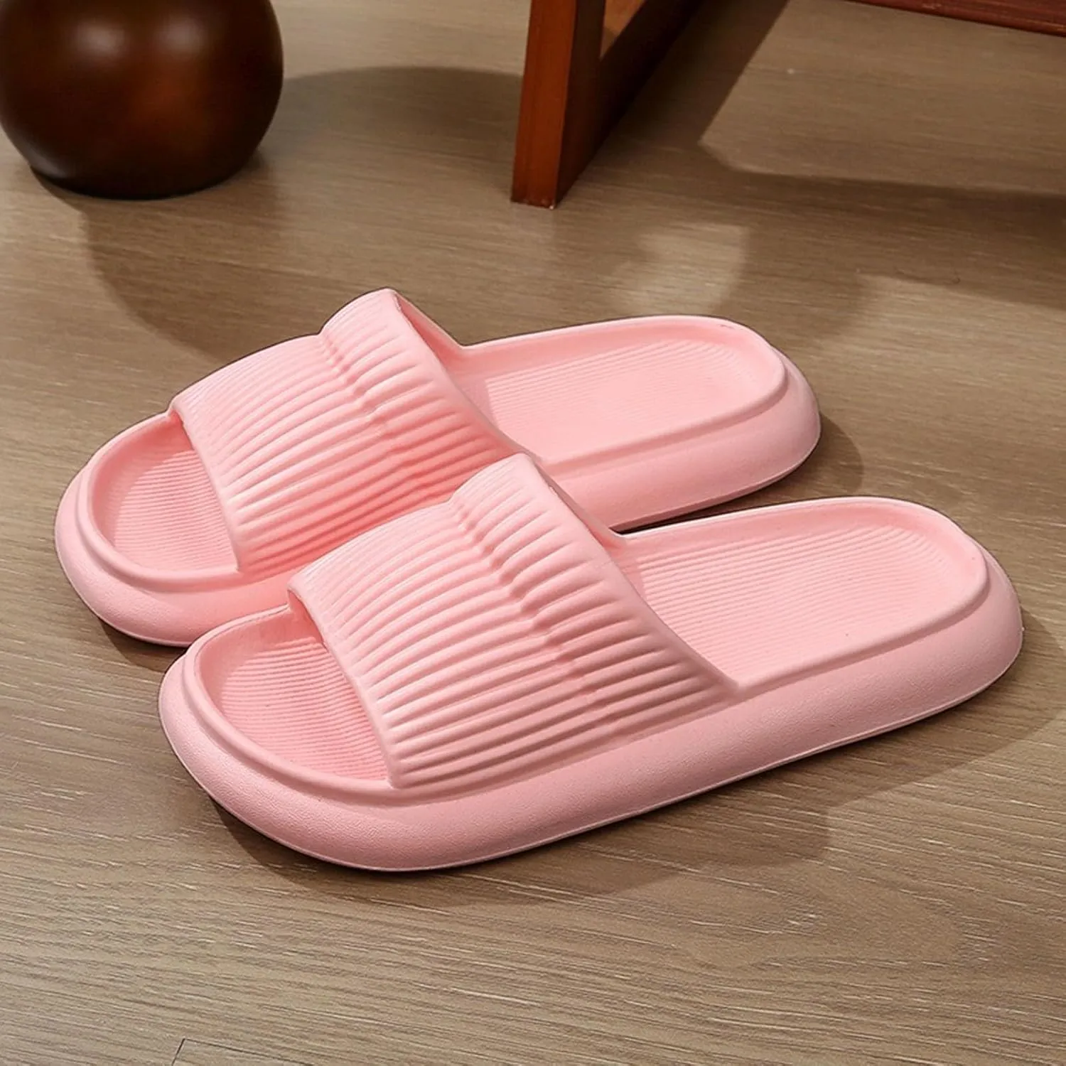 Summer Slipper for Men and Women Indoor Plus Size Slides Bathroom Sandals Report Home Designer Slippers for Women