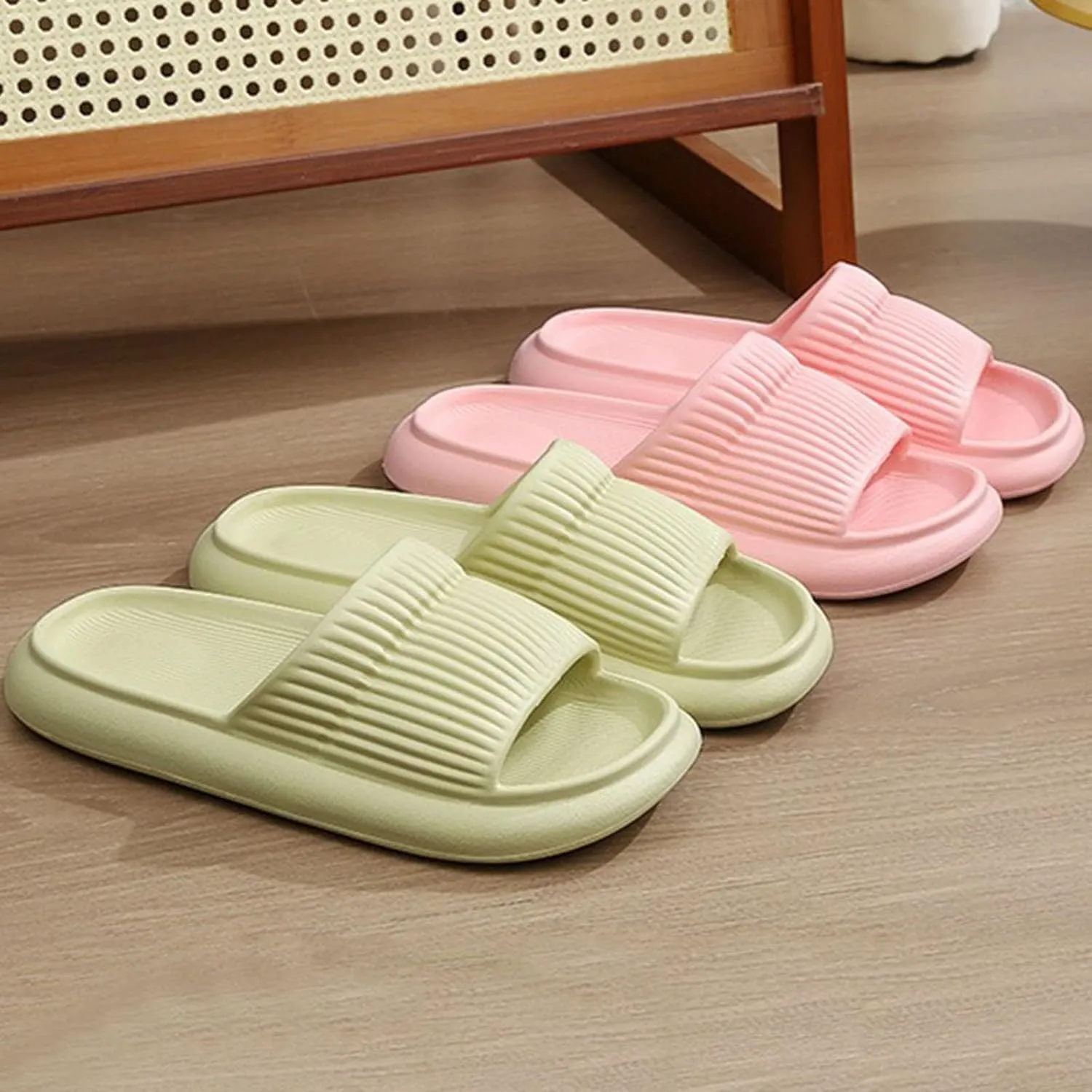 Summer Slipper for Men and Women Indoor Plus Size Slides Bathroom Sandals Report Home Designer Slippers for Women