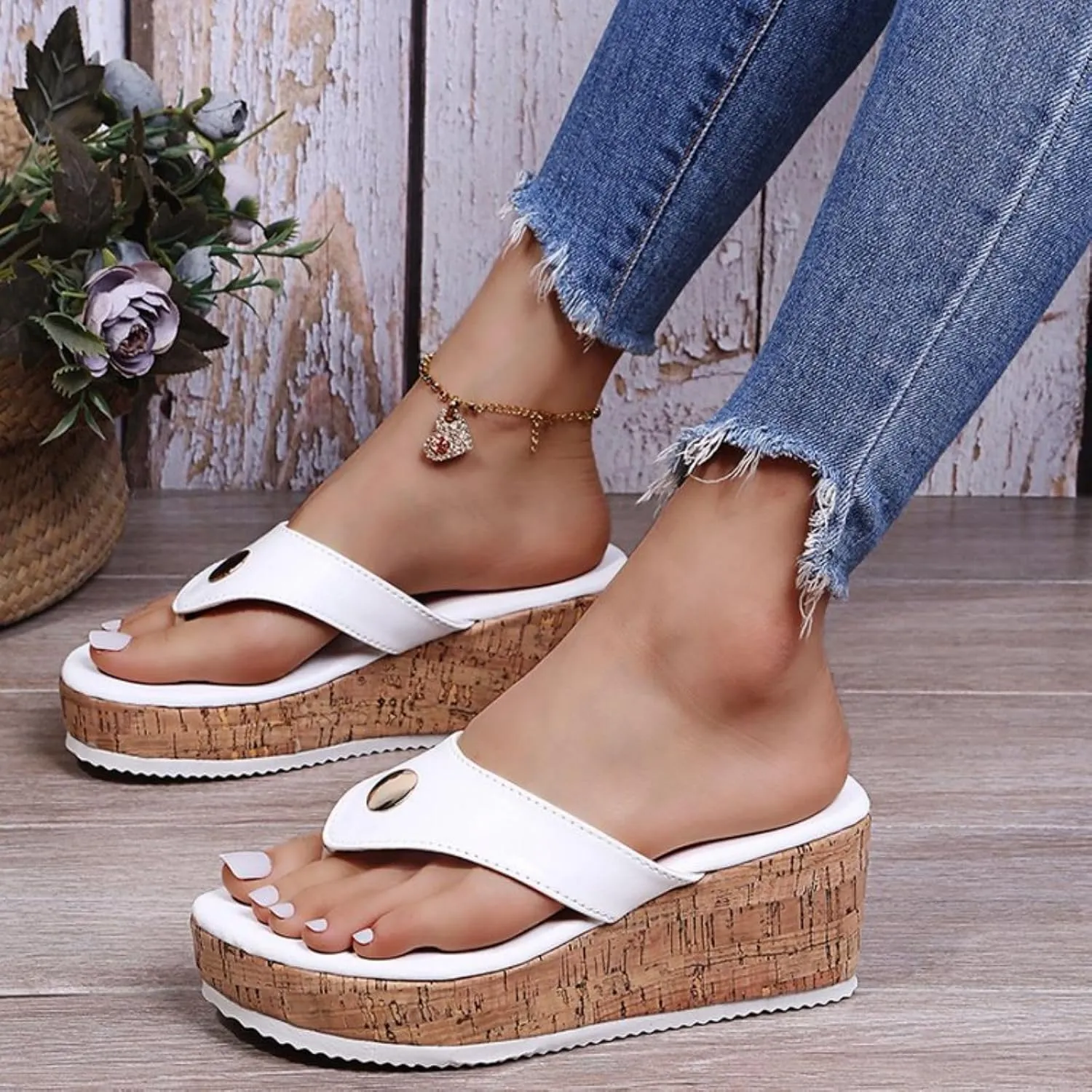 Women's Leather Platform Clip Toe Flip Flops with Arch Support Summer Casual Anti-Slip Orthopedic Wedges Walking Sandals Heeled 2025 Wedge Summer Dressy Low Heel Comfortable Slip on Shoes